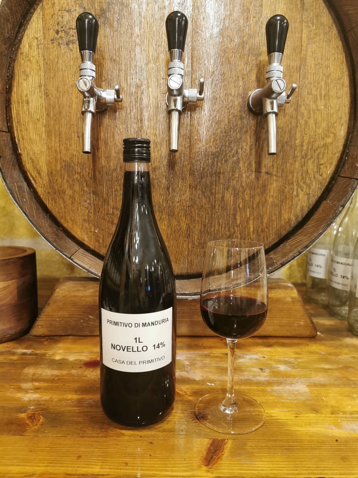 wino_novello_casa_del_primitivo_prosto_z_beczki